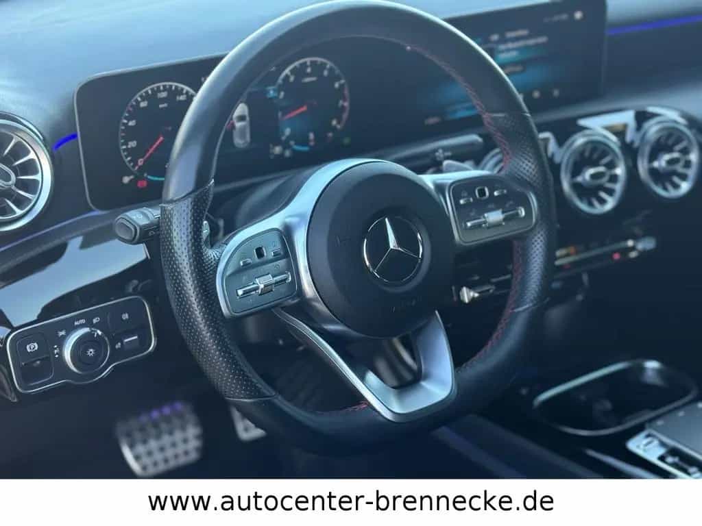 Mercedes-Benz A-Class 180*AMG LINE*LED*Night*8-fach bereift* 10/2019-photo-9