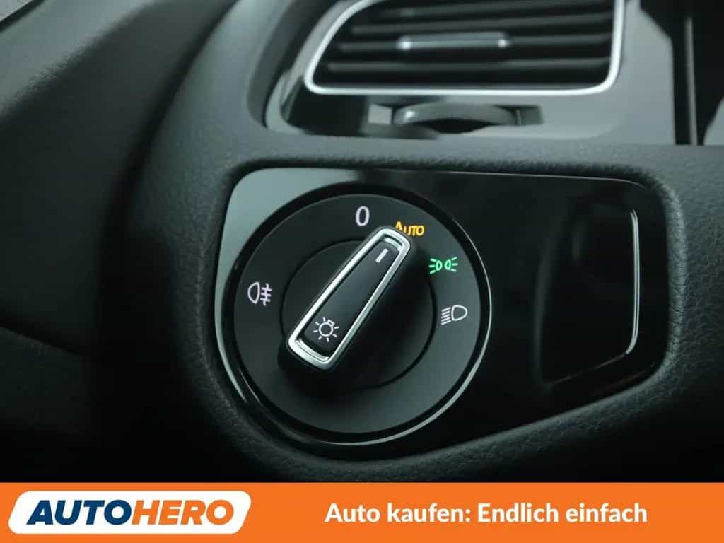 Volkswagen Golf VII 2.0 TDI Highline BM Aut. *ACC*VC*LED* 08/2018-photo-26