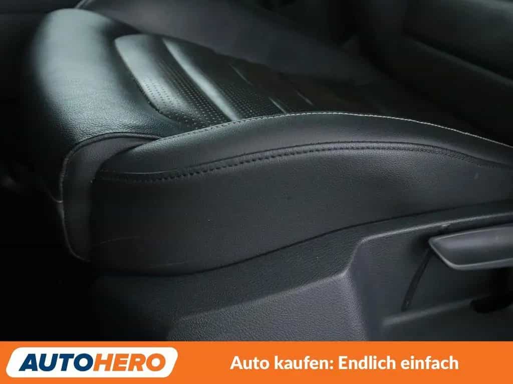 Volkswagen Golf VII 2.0 TDI Highline BM Aut. *ACC*VC*LED* 08/2018-photo-28