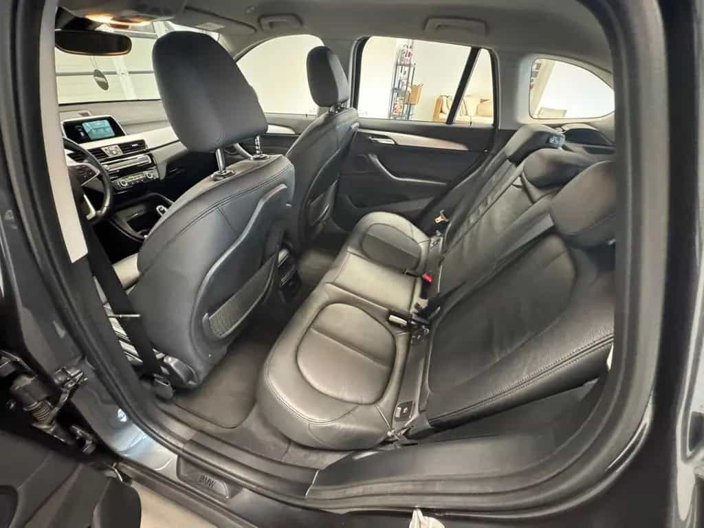 BMW X1 sDrive 20 i *Automatik*Leder*Navi* 02/2018-photo-12