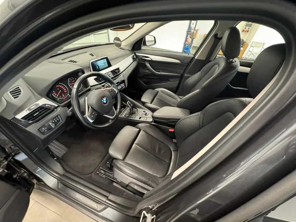 BMW X1 sDrive 20 i *Automatik*Leder*Navi* 02/2018-photo-13