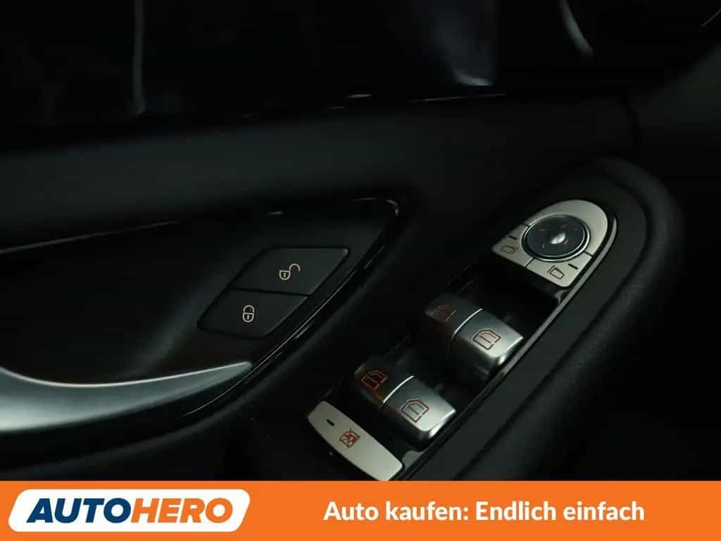 Mercedes-Benz C 160 T Avantgarde Aut.*PDC*SHZ*TEMPO* 07/2018-photo-31