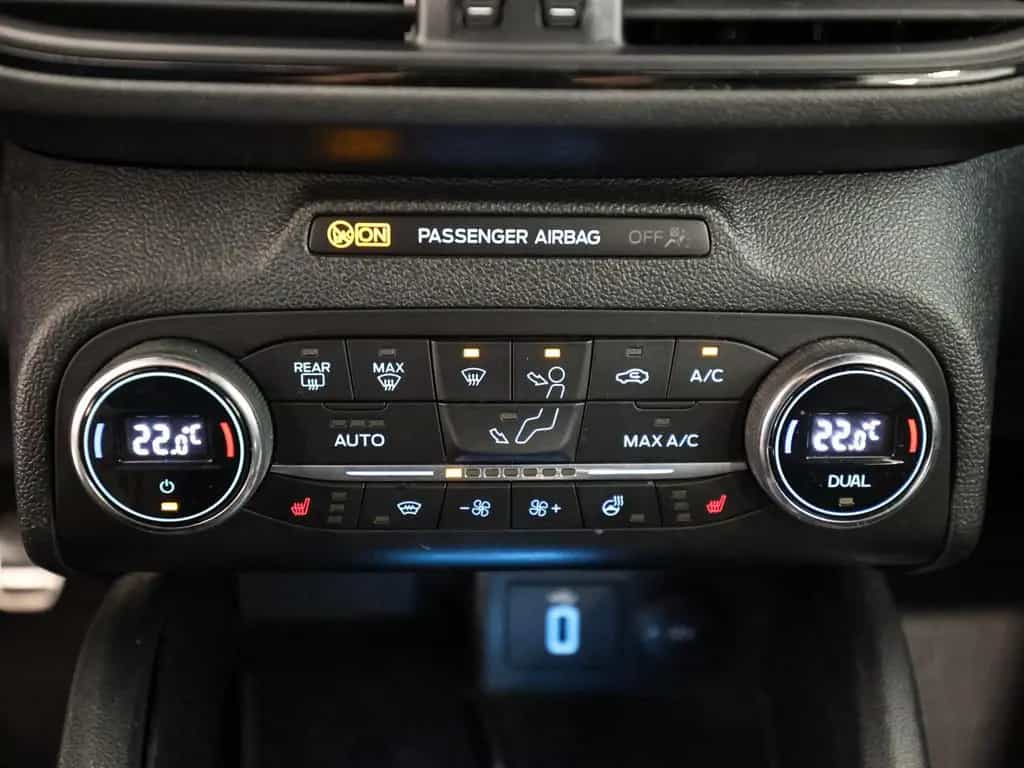 Ford Focus 1.0 EcoBoost ST-Line MHEV +KAMERA+LED 03/2021-photo-12
