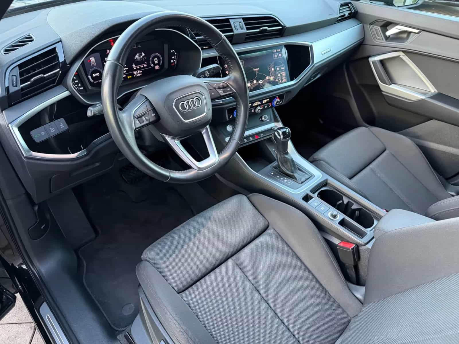Audi Q3 06/2019-photo-12