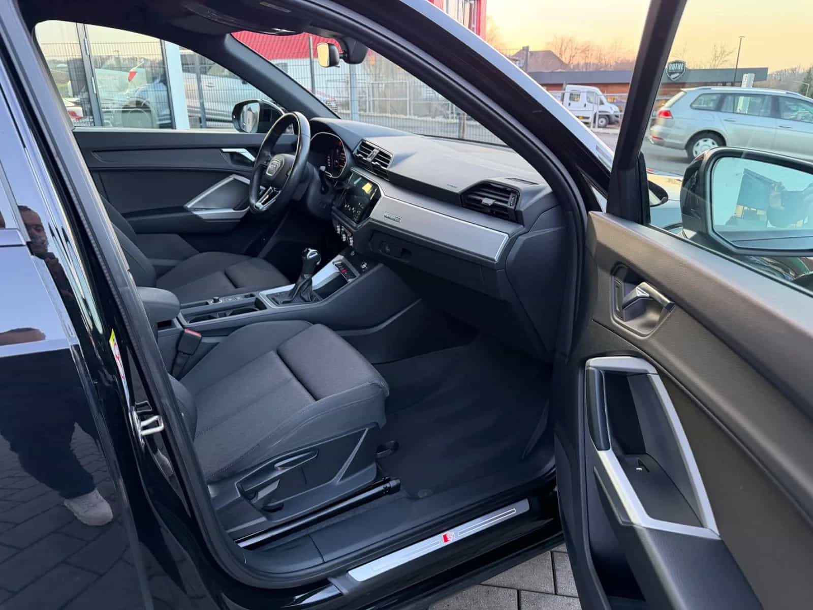 Audi Q3 06/2019-photo-19