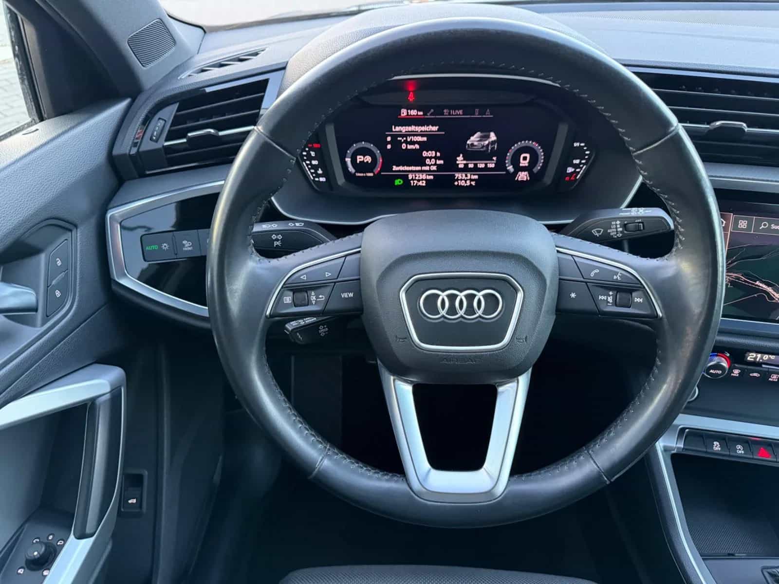 Audi Q3 06/2019-photo-24