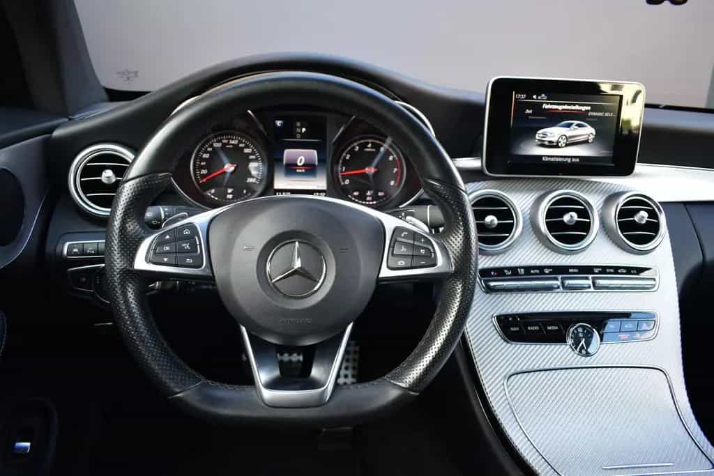 Mercedes-Benz C 300 /AMG INTERIEUR-PAKET/AMG-PAKET/SPURHALTE 05/2017-photo-11
