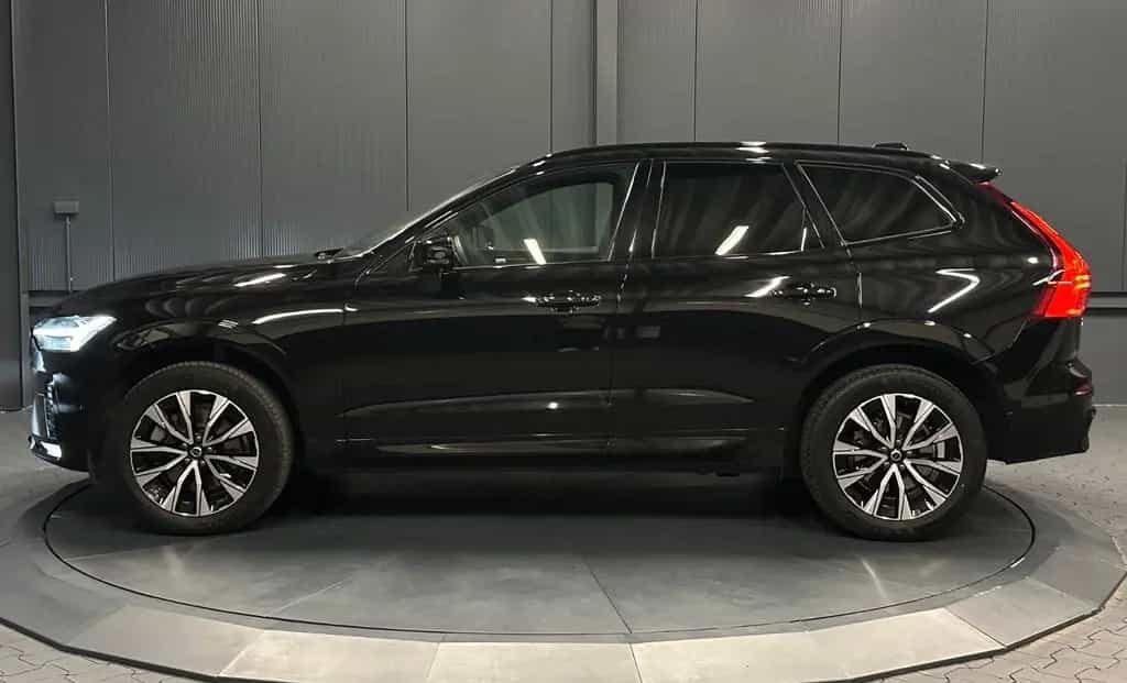 Volvo XC60 Plus Dark *19Zoll*360*Kristallglas*LEDER/Sp 08/2023-photo-1
