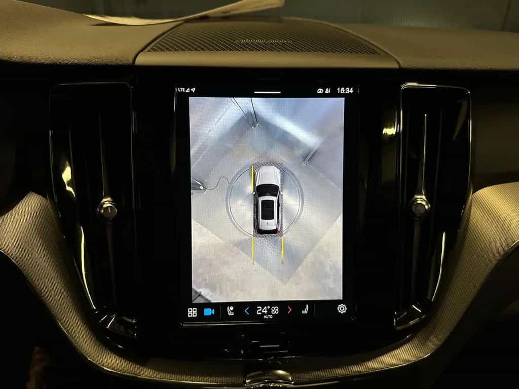 Volvo XC60 Plus Dark *19Zoll*360*Kristallglas*LEDER/Sp 08/2023-photo-20