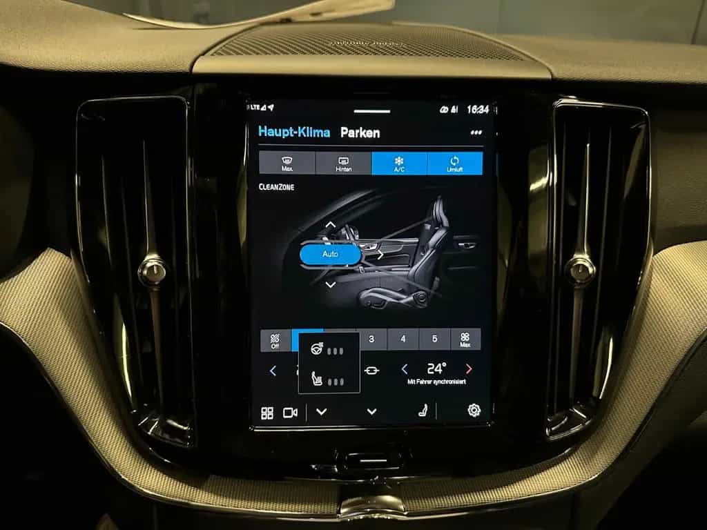 Volvo XC60 Plus Dark *19Zoll*360*Kristallglas*LEDER/Sp 08/2023-photo-21