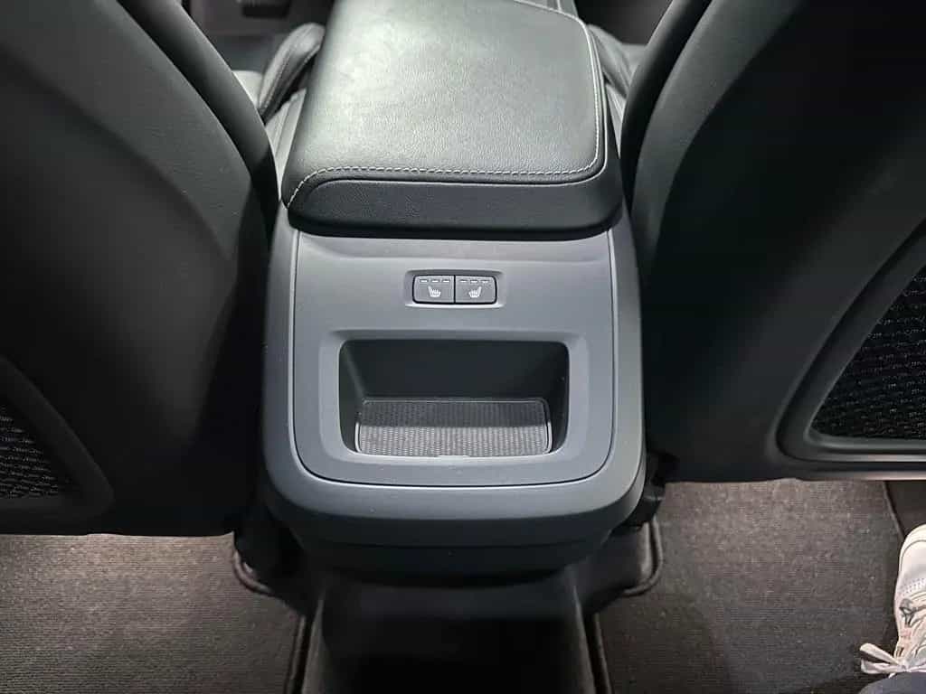 Volvo XC60 Plus Dark *19Zoll*360*Kristallglas*LEDER/Sp 08/2023-photo-26