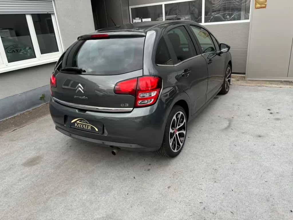 Citroën C3 Red Block TEMPOMAT-PDC-KLIMAAUTOMATIK 01/2013-photo-5