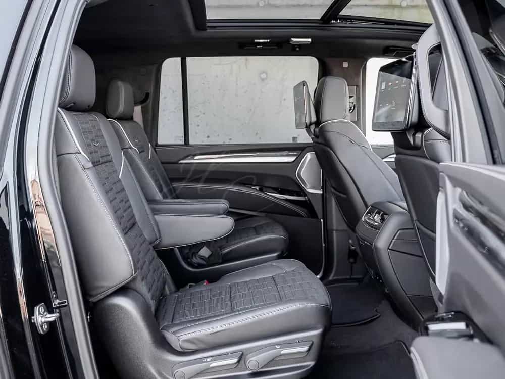 Cadillac Escalade 2026 Escalade ESV V-Series € 167500 T1 PRICE null-photo-11