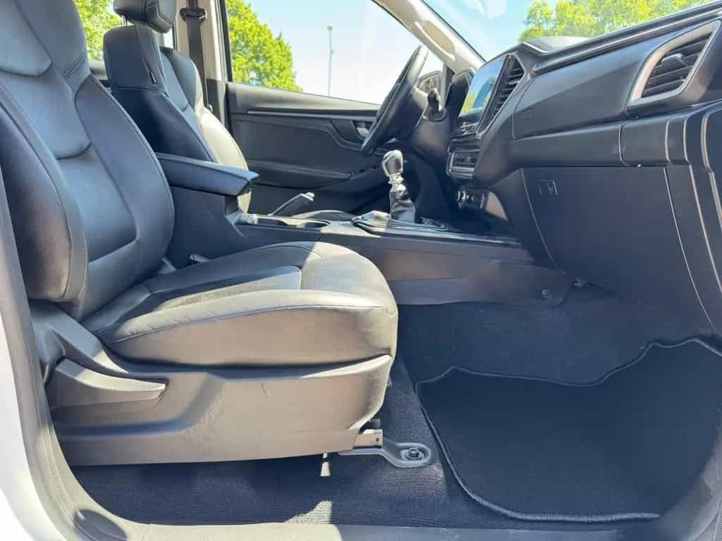 Isuzu D-Max 4WD DOUBLE CAB*LEDER*AHK*NAVI*LED* 01/2022-photo-11