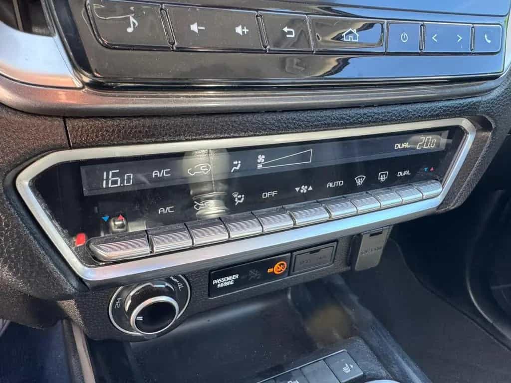 Isuzu D-Max 4WD DOUBLE CAB*LEDER*AHK*NAVI*LED* 01/2022-photo-14