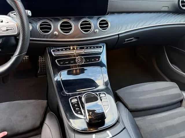 Mercedes-Benz E-Class 350 AMG+NIGHT P+PANORA+HEADUP+STANDHEIZUNG+AHK 12/2019-photo-24