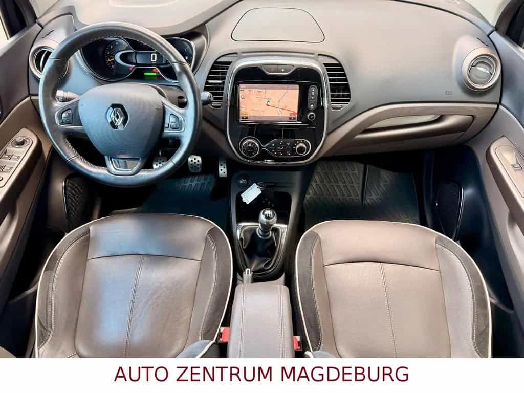 Renault Captur Elysee KLIMAAUT*NAV*LEDER*KAMERA 11/2015-photo-10