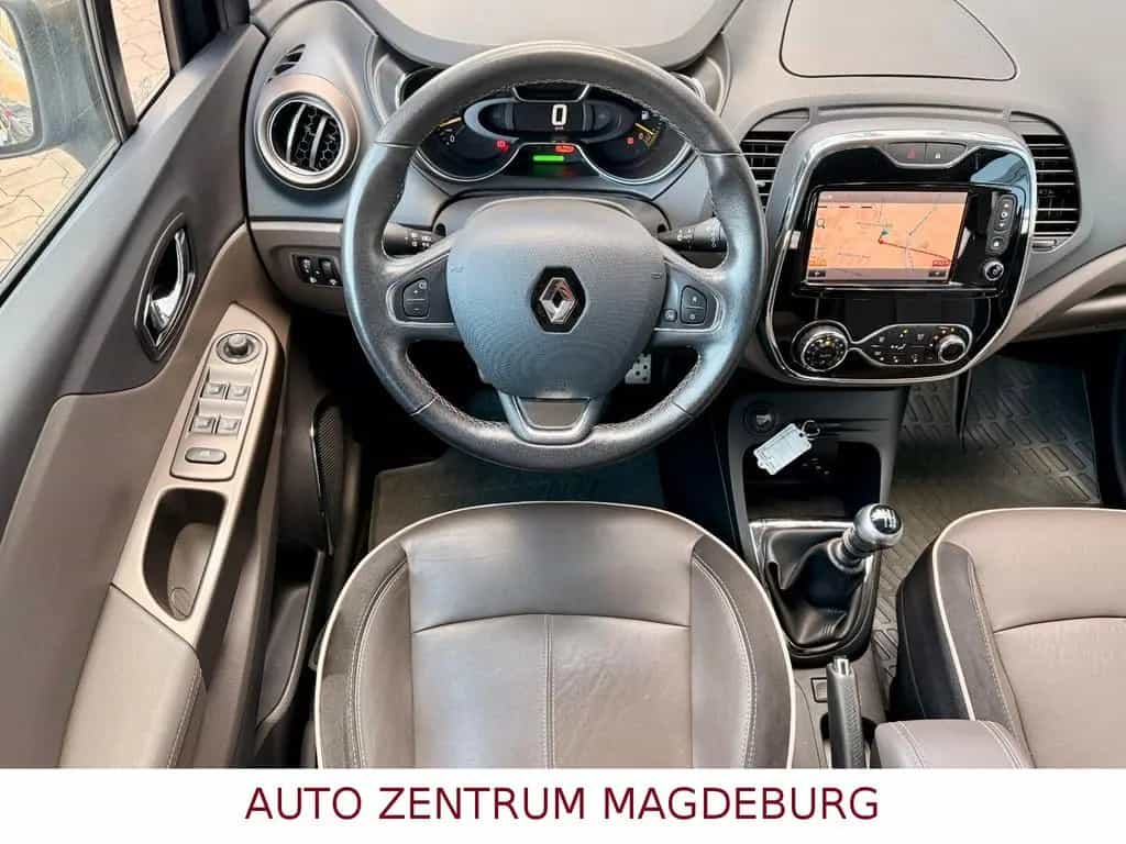 Renault Captur Elysee KLIMAAUT*NAV*LEDER*KAMERA 11/2015-photo-11
