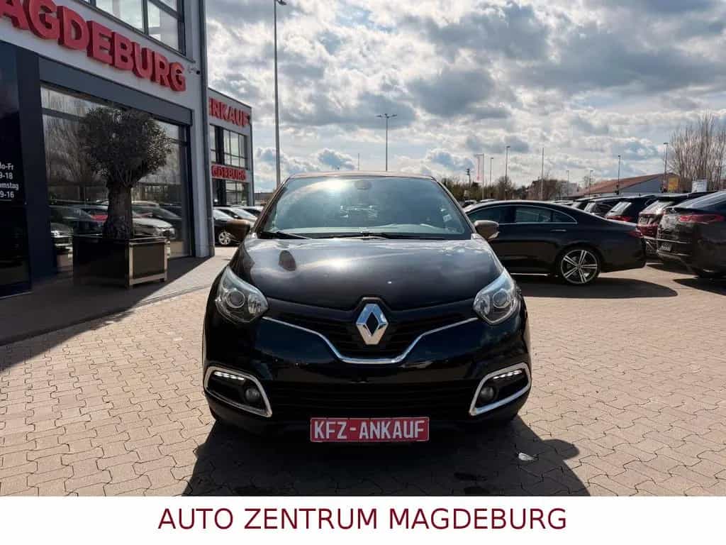 Renault Captur Elysee KLIMAAUT*NAV*LEDER*KAMERA 11/2015-photo-2