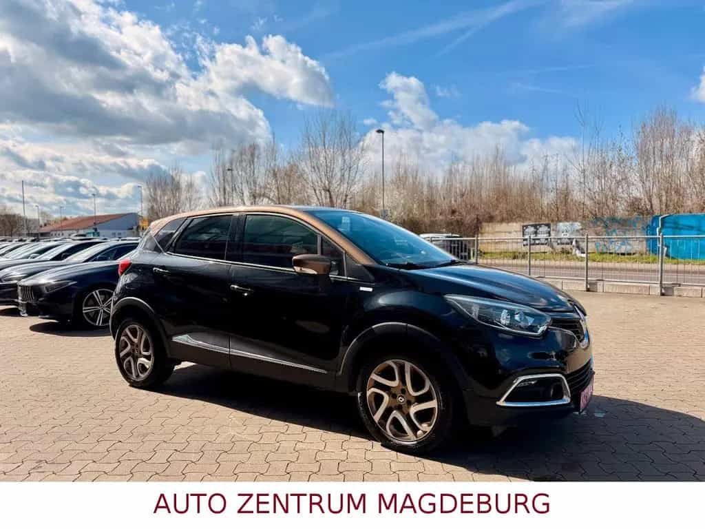 Renault Captur Elysee KLIMAAUT*NAV*LEDER*KAMERA 11/2015-photo-3