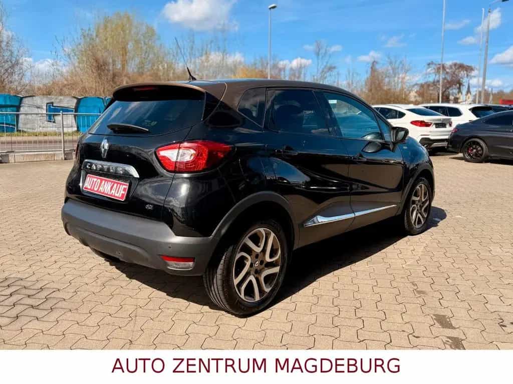 Renault Captur Elysee KLIMAAUT*NAV*LEDER*KAMERA 11/2015-photo-5