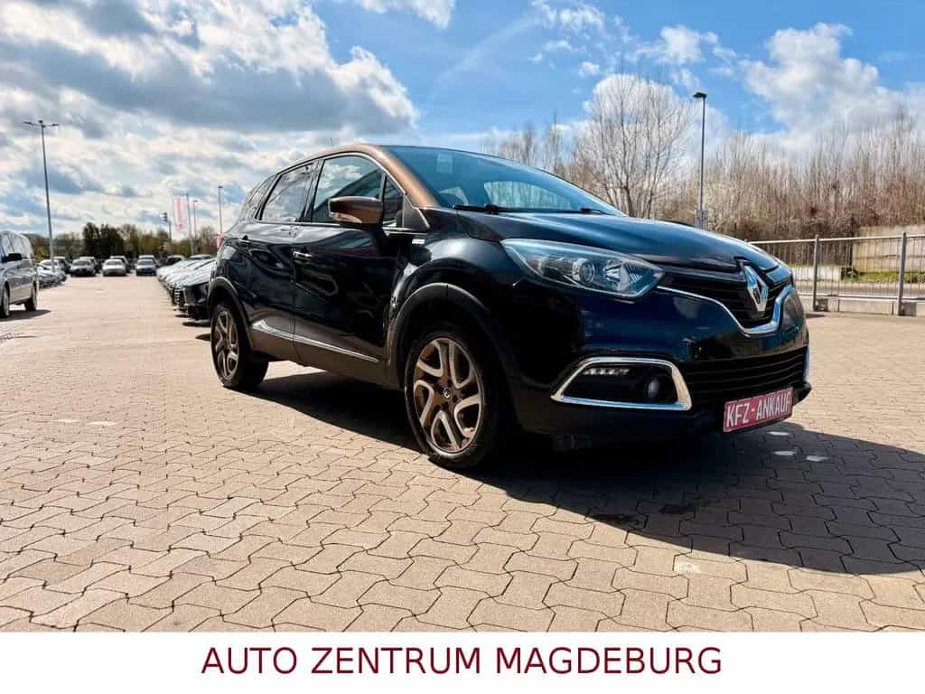 Renault Captur Elysee KLIMAAUT*NAV*LEDER*KAMERA 11/2015-photo-9