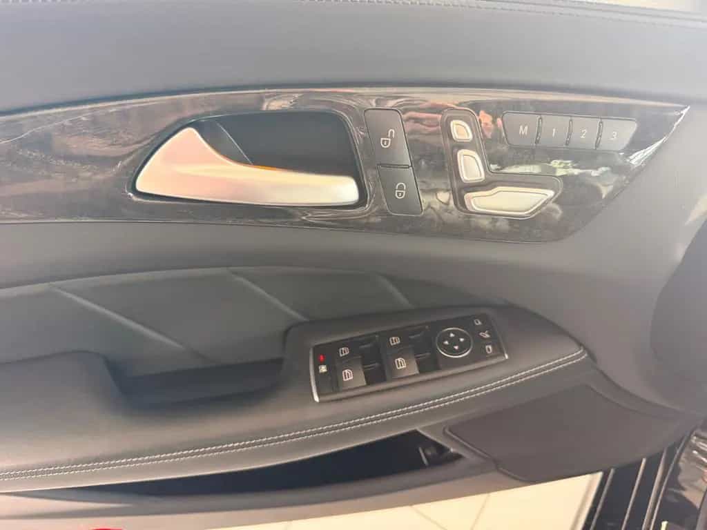 Mercedes-Benz CLS-Class AMG|C218 |53114 km| 408PS I Apple CarPlay 06/2017-photo-10