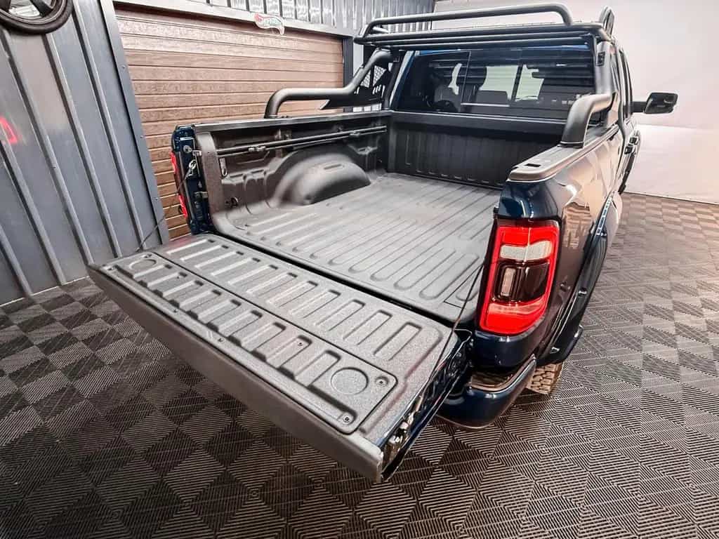 Dodge RAM BIG HORN 5.7L 4x4 LPG 12/2022-photo-11