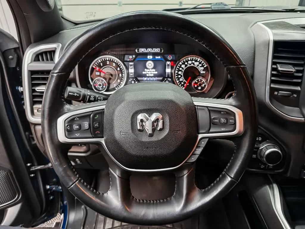 Dodge RAM BIG HORN 5.7L 4x4 LPG 12/2022-photo-23
