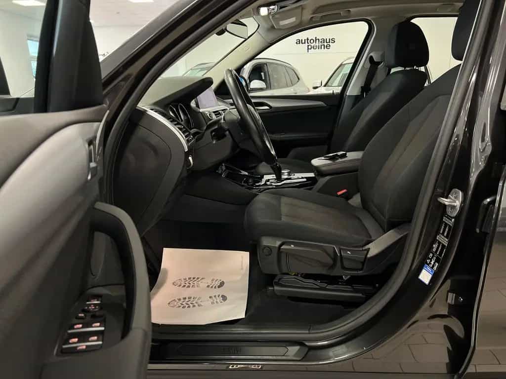 BMW X3 xDrive 20d Aut/Navi/Brems&DriveAssist/WLAN 09/2020-photo-12