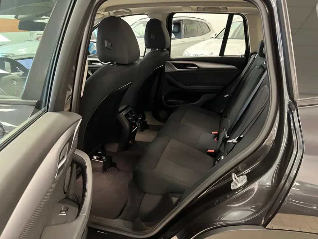 BMW X3 xDrive 20d Aut/Navi/Brems&DriveAssist/WLAN 09/2020-photo-18