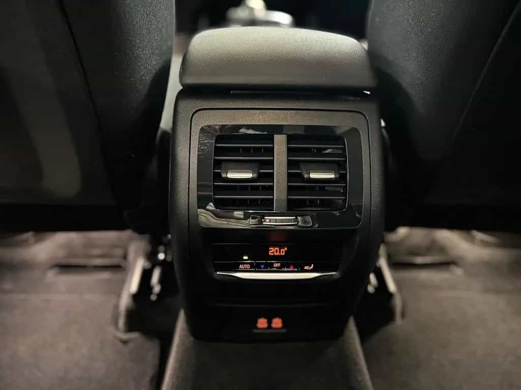 BMW X3 xDrive 20d Aut/Navi/Brems&DriveAssist/WLAN 09/2020-photo-19