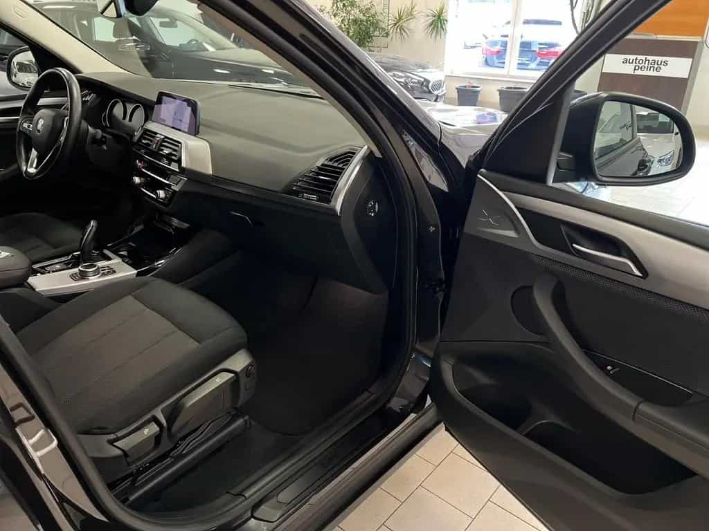 BMW X3 xDrive 20d Aut/Navi/Brems&DriveAssist/WLAN 09/2020-photo-22