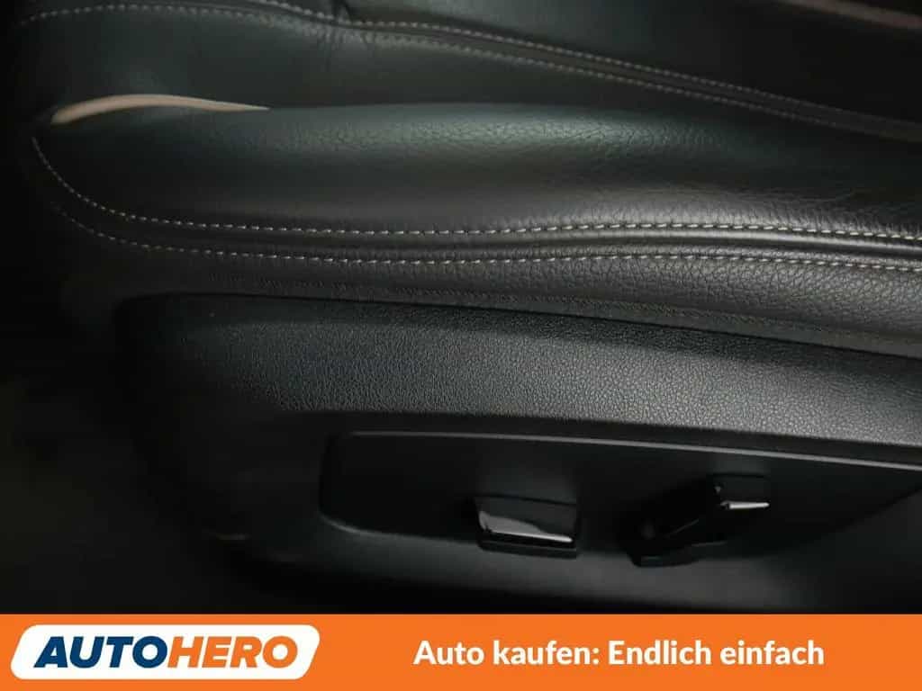 BMW 5 Series 520i Luxury Line*NAVI*TEMPO*PDC*SHZ*KLIMA* 01/2018-photo-31