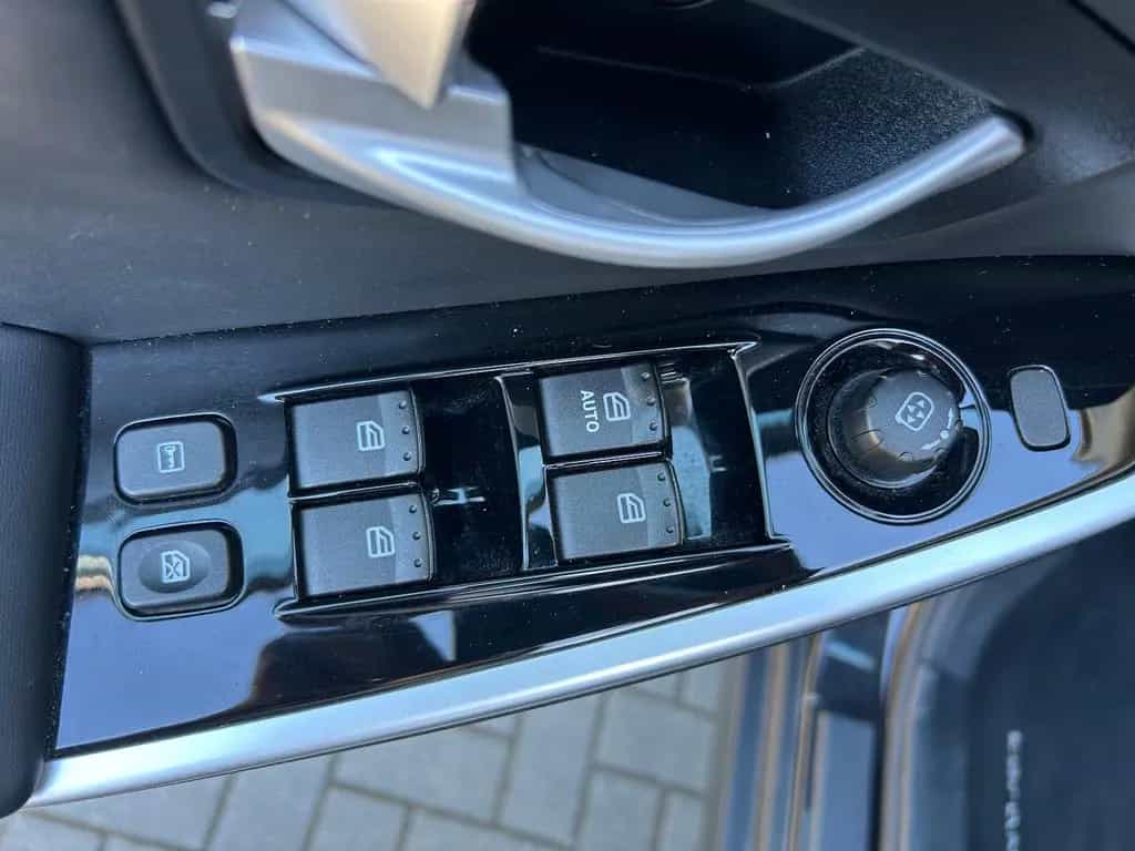 Ssangyong Korando 2.Hand|AHK|Rückfahrkam 08/2017-photo-12