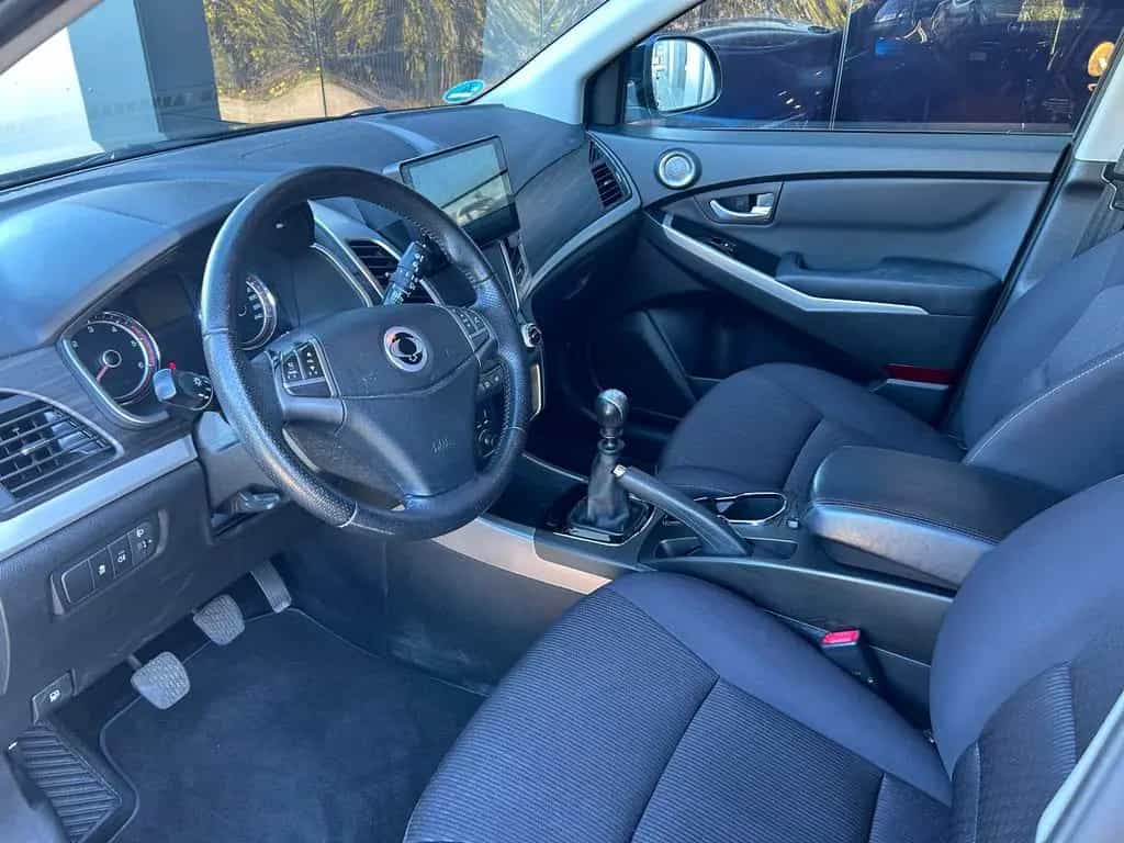 Ssangyong Korando 2.Hand|AHK|Rückfahrkam 08/2017-photo-9
