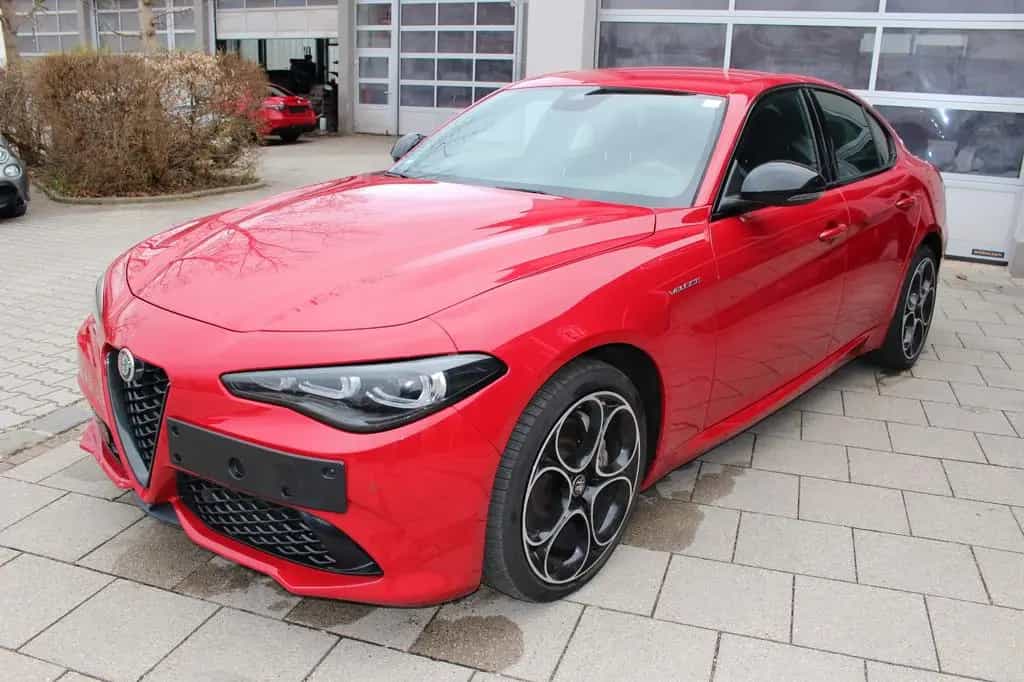 Alfa Romeo Giulia Veloce Q4 Matrix-LED 05/2023-photo-5