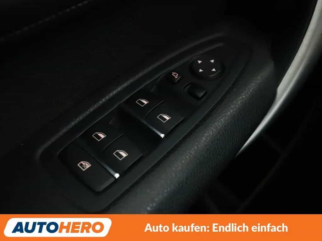 BMW 118 i Edition Sport Line Shadow Aut.*NAVI*PDC*SHZ* 11/2018-photo-23