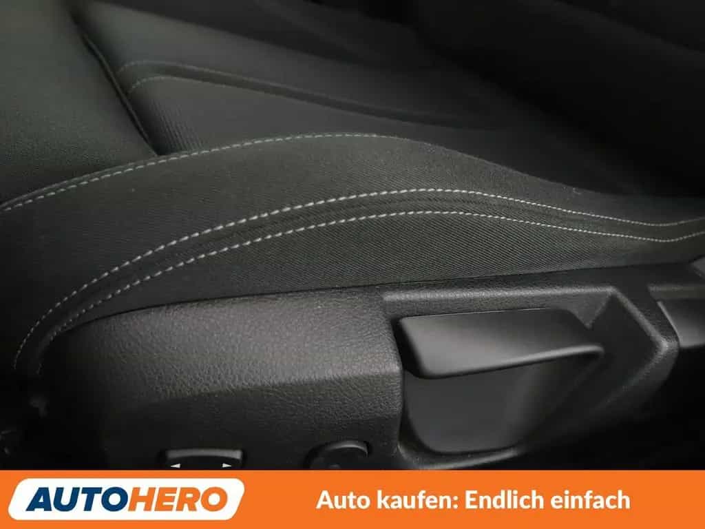 BMW 118 i Edition Sport Line Shadow Aut.*NAVI*PDC*SHZ* 11/2018-photo-24