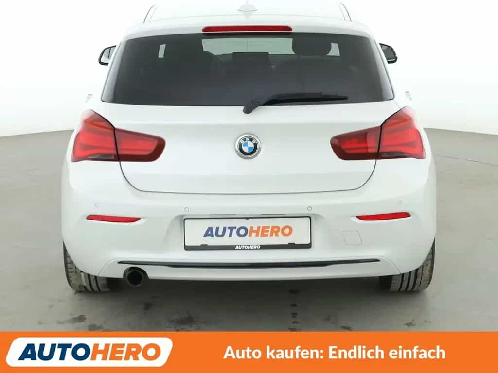 BMW 118 i Edition Sport Line Shadow Aut.*NAVI*PDC*SHZ* 11/2018-photo-4
