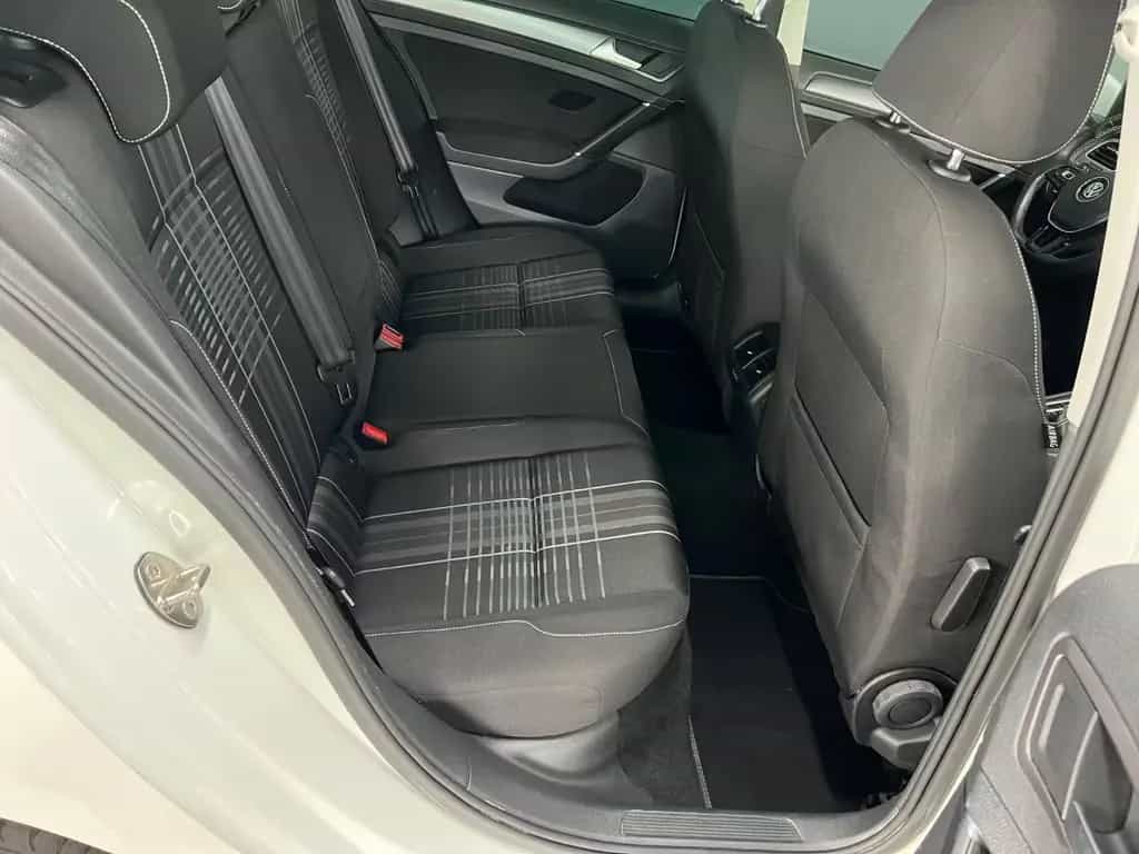 Volkswagen Golf VII Lim. Lounge Aut. Standheizung SHZ PDC 01/2016-photo-10
