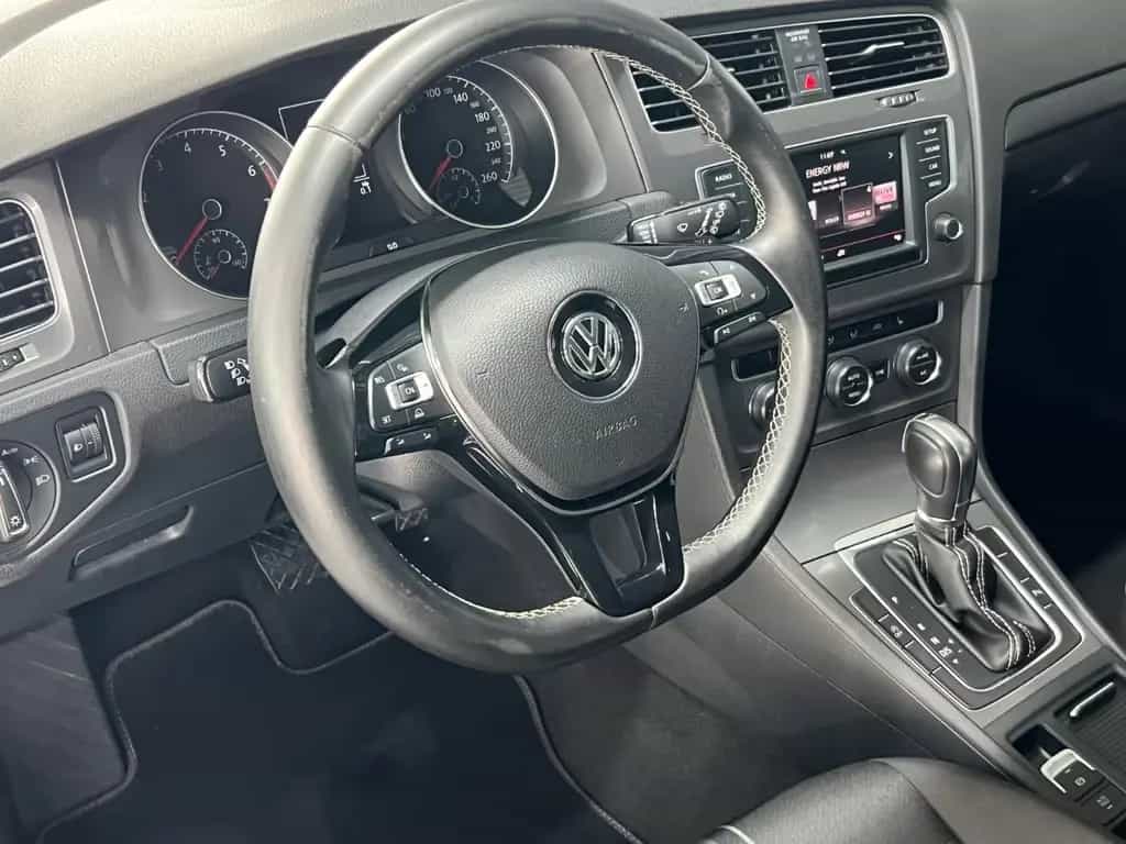 Volkswagen Golf VII Lim. Lounge Aut. Standheizung SHZ PDC 01/2016-photo-16