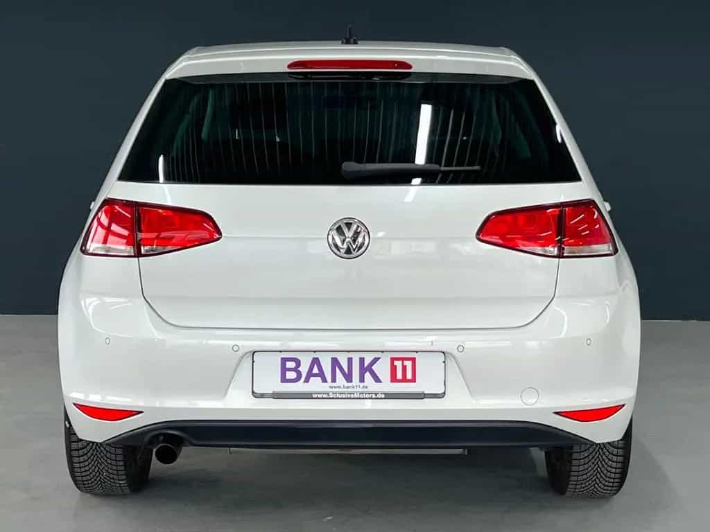 Volkswagen Golf VII Lim. Lounge Aut. Standheizung SHZ PDC 01/2016-photo-5