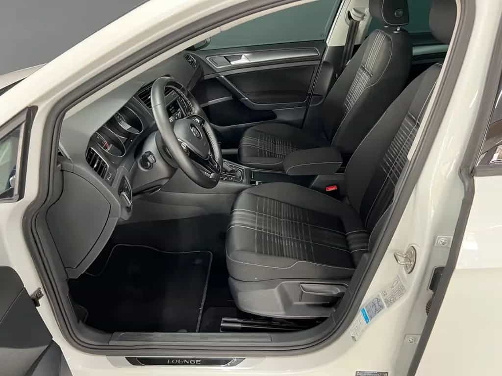 Volkswagen Golf VII Lim. Lounge Aut. Standheizung SHZ PDC 01/2016-photo-6