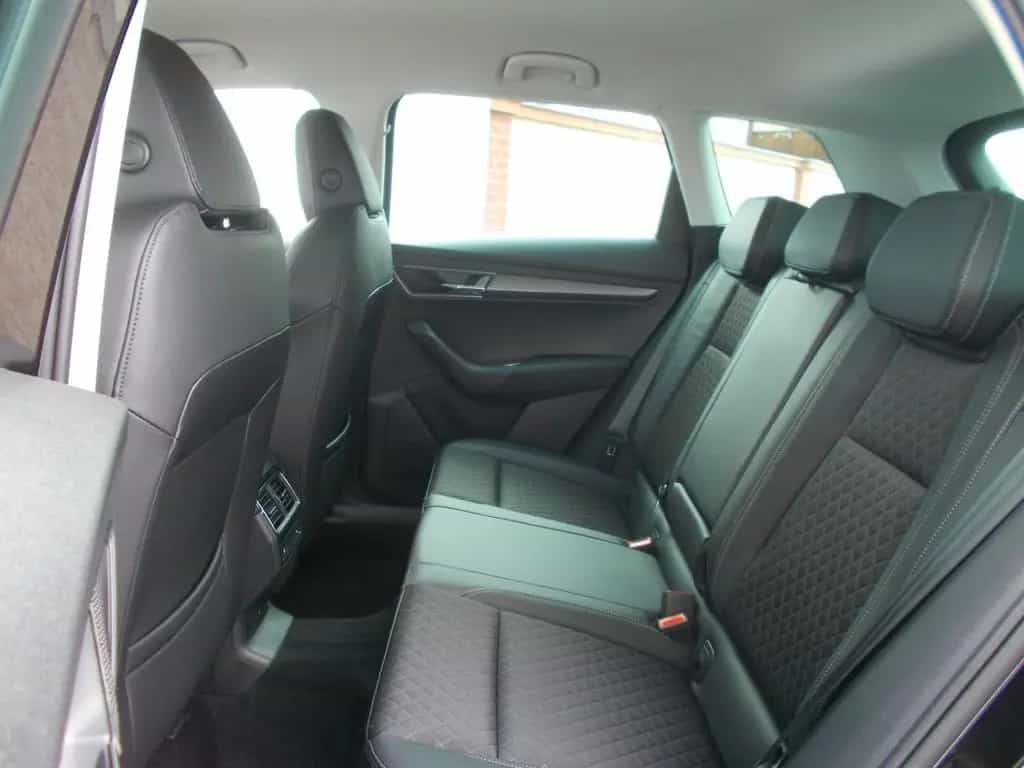 Skoda Karoq 1.5 TSI Style* DSG * Navi *ACC * Kamera * 08/2019-photo-10
