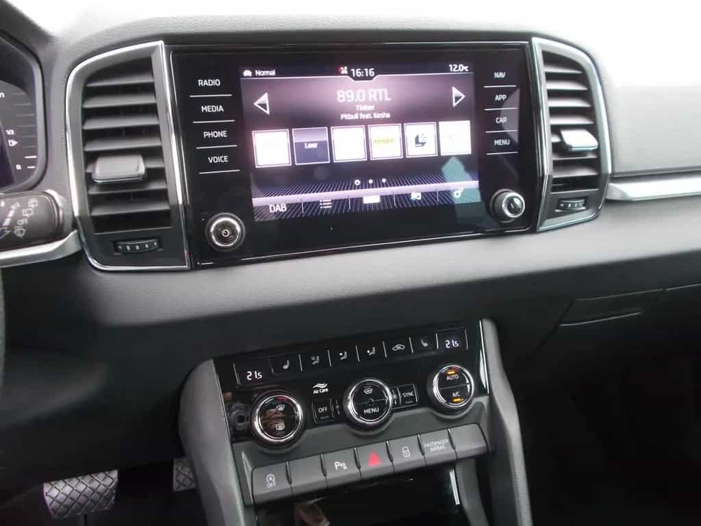 Skoda Karoq 1.5 TSI Style* DSG * Navi *ACC * Kamera * 08/2019-photo-14