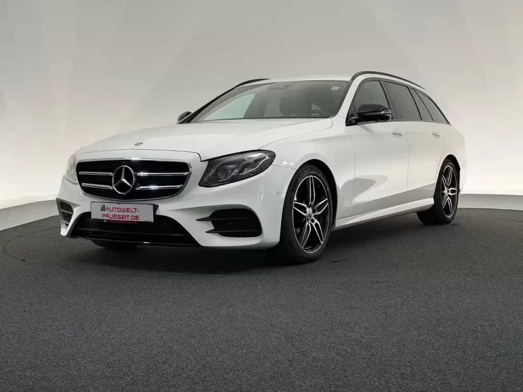 Mercedes-Benz E 220 d *AMG LINE*NIGHT-MULTIBEAM-360°-AHK-MEMORY 05/2019-photo-2