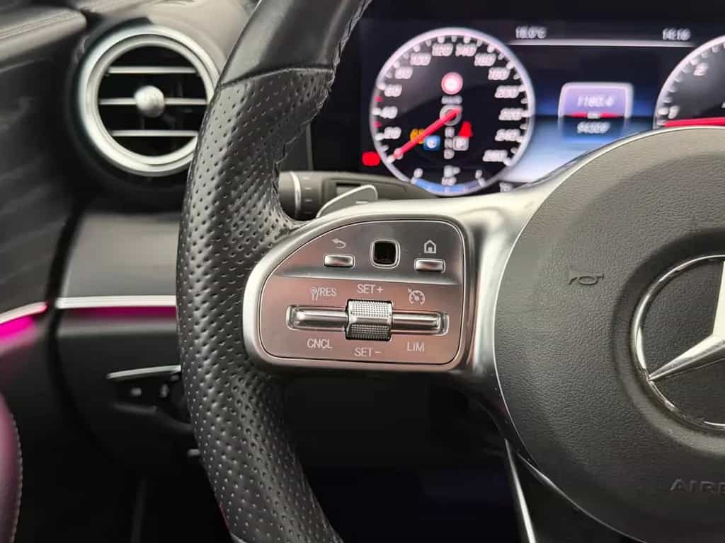 Mercedes-Benz E 220 d *AMG LINE*NIGHT-MULTIBEAM-360°-AHK-MEMORY 05/2019-photo-34