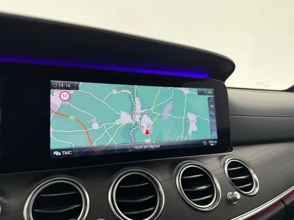 Mercedes-Benz E 220 d *AMG LINE*NIGHT-MULTIBEAM-360°-AHK-MEMORY 05/2019-photo-37