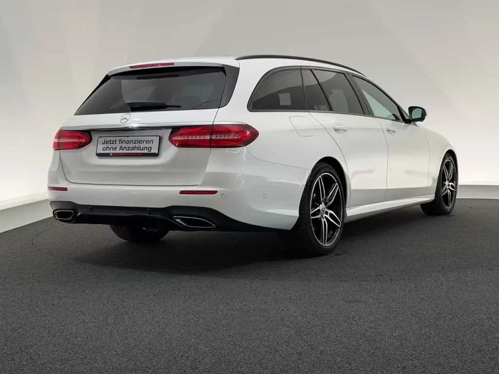 Mercedes-Benz E 220 d *AMG LINE*NIGHT-MULTIBEAM-360°-AHK-MEMORY 05/2019-photo-6